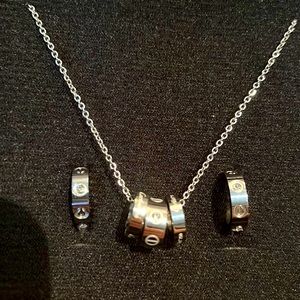 Necklace and earring set Ccartier